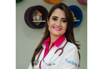Dra. Danielle Candido Cardoso